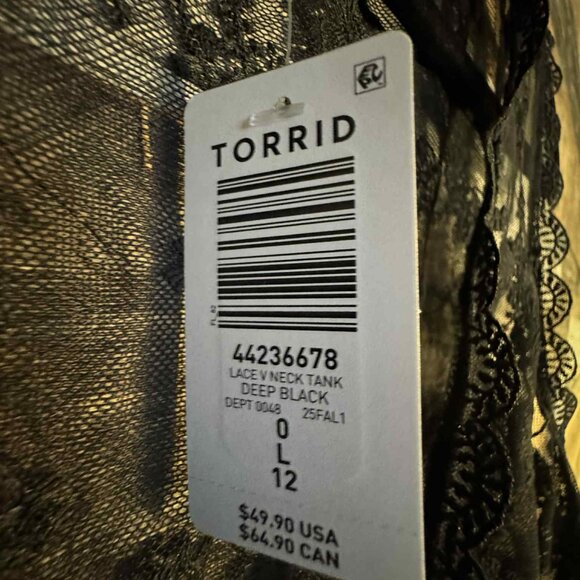 NWT TORRID BLACK V LACE TANK - Picture 3 of 8